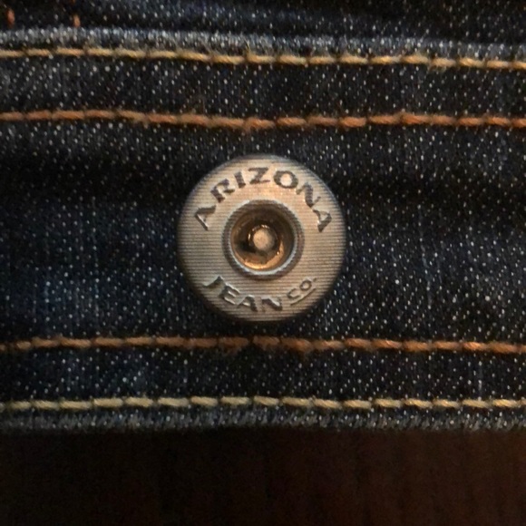 Jean jacket - Picture 4 of 7